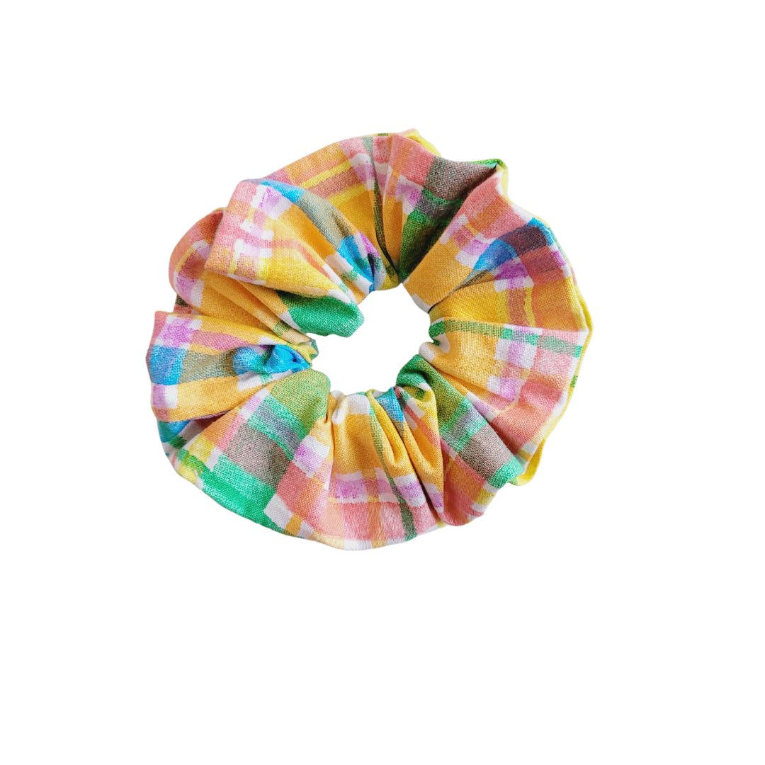 Rainbow scrunchie - Almira Creations