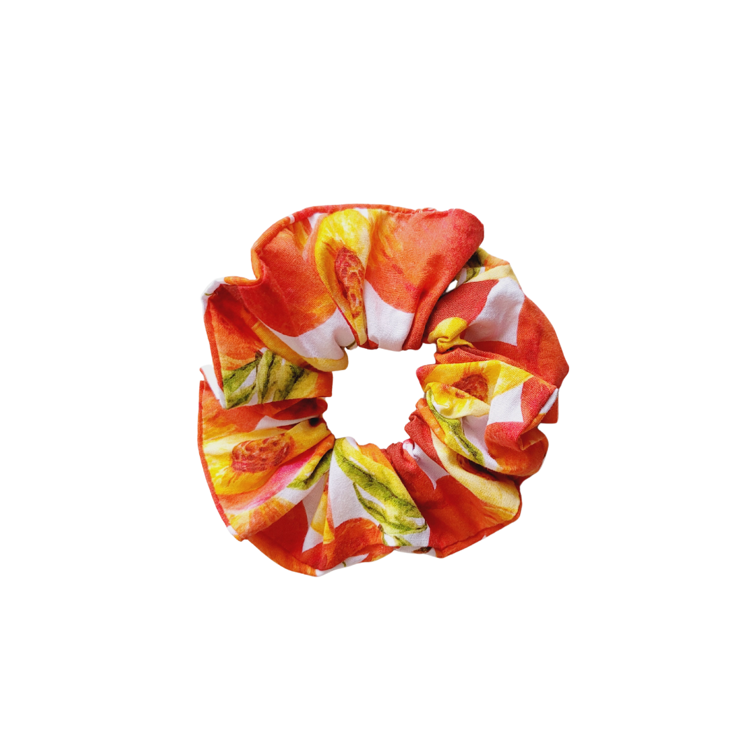 Sweet Peach scrunchie - Almira Creations